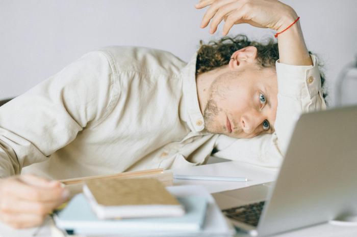 3 Werklastenquêtes om Burn-out bij Werknemers te Voorkomen